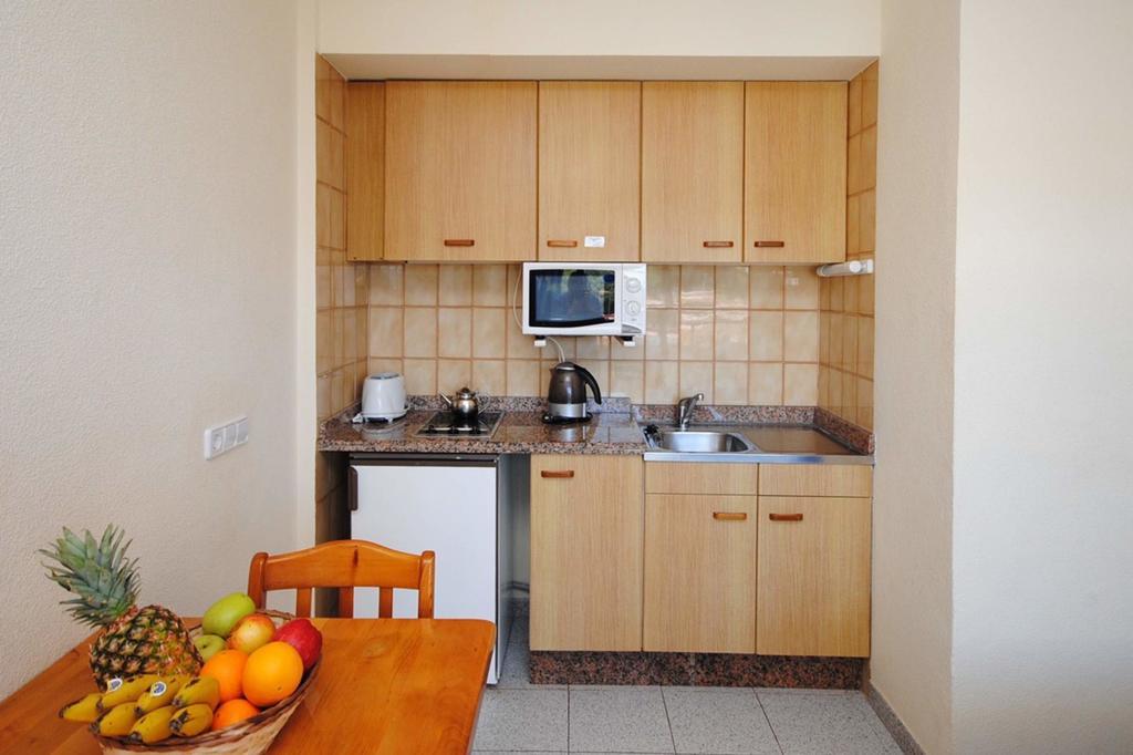 Casa Luis Apartments Санта-Эулалия-дель-Рио Номер фото