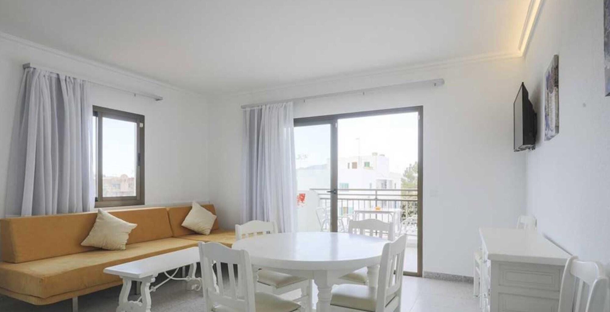 Casa Luis Apartments Санта-Эулалия-дель-Рио Экстерьер фото