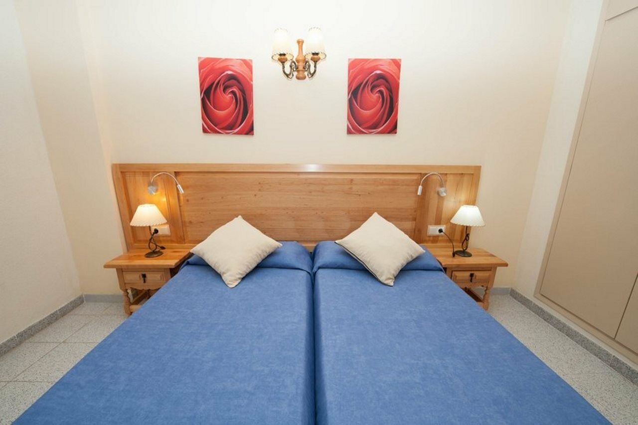 Casa Luis Apartments Санта-Эулалия-дель-Рио Экстерьер фото