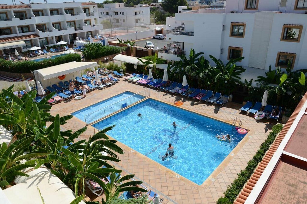 Casa Luis Apartments Санта-Эулалия-дель-Рио Экстерьер фото